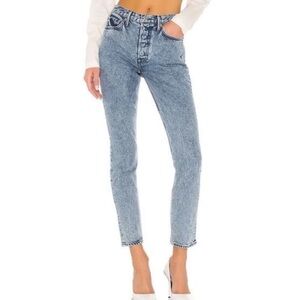 GRLFRND Karolina After the Storm (25)